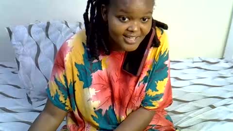 Snapshot of afrisayari chatting on June 15, 6:10 pm afrisayari online show from June 15, 6:10 pm