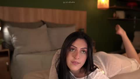 Emma online show from December 23, 12:30 am