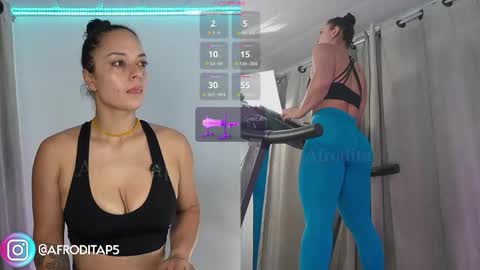 Snapshot of afrodita_p_ chatting on May 27, 9:39 am Afrodita P online show from May 27, 9:39 am