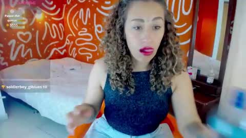 Snapshot of afrodita_solis chatting on June 26, 7:18 pm afrodita_solis online show from June 26, 7:18 pm