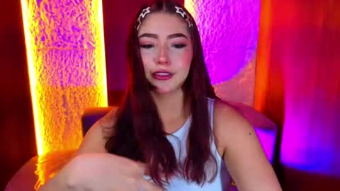 Snapshot of afrodita_wild_v chatting on July 15, 1:27 pm afrodita_wild_v online show from July 15, 1:27 pm