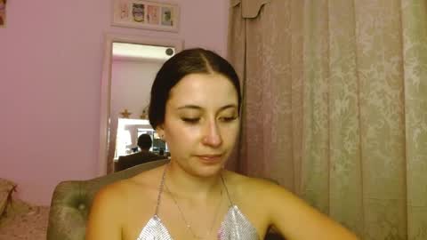 afrodithaa_ online show from April 10, 4:50 am