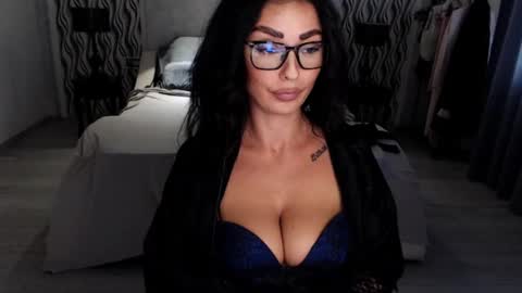 Afro online show from November 3, 2:07 pm