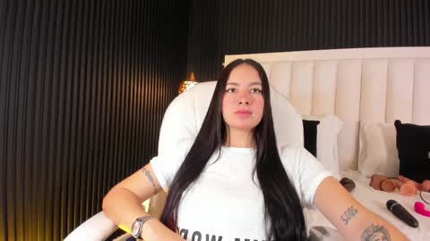 A F R O D I T A  online show from December 18, 12:00 pm