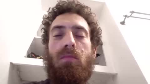 Snapshot of afromanblake chatting on December 28, 10:44 pm afromanblake online show from December 28, 10:44 pm