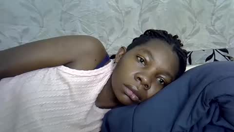 pink  and josphen online show from February 20, 4:28 am