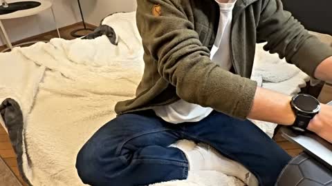 Snapshot of aftertherun chatting on March 27, 8:41 pm AfterTheRun online show from March 27, 8:41 pm