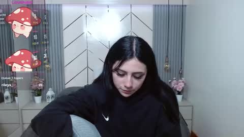 Kimberly online show from November 5, 5:35 pm