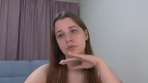 Agata Aisitt online show from April 29, 6:36 pm