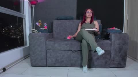 Snapshot of agatacollinsss chatting on February 20, 1:46 am Agata Collinss online show from February 20, 1:46 am