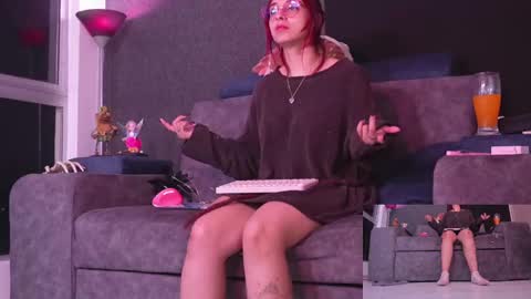 Snapshot of agatacollinsss chatting on March 2, 7:10 am Agata Collinss online show from March 2, 7:10 am