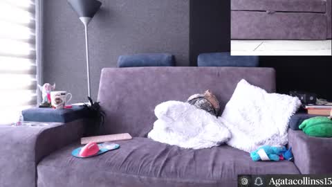 Snapshot of agatacollinsss chatting on October 28, 7:49 pm Agata Collinss online show from October 28, 7:49 pm