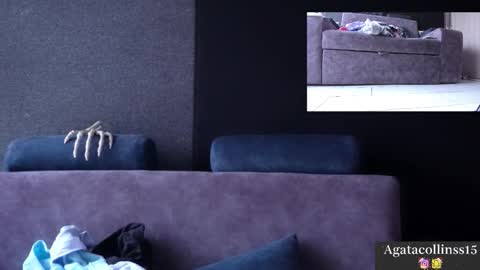 Snapshot of agatacollinsss chatting on November 23, 10:20 pm Agata Collinss online show from November 23, 10:20 pm