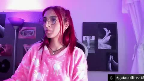 Snapshot of agatacollinsss chatting on June 15, 5:09 am Agata Collinss online show from June 15, 5:09 am