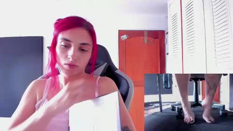 Snapshot of agatacollinsss chatting on July 28, 9:25 pm Agata Collinss online show from July 28, 9:25 pm