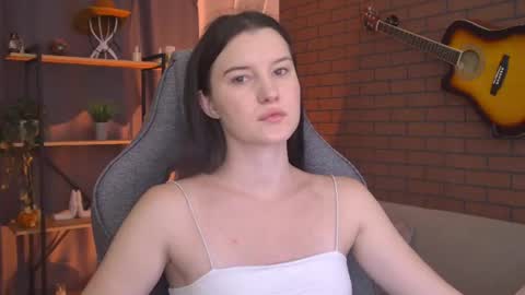 Snapshot of agatawillis chatting on July 23, 6:00 am Agata online show from July 23, 6:00 am