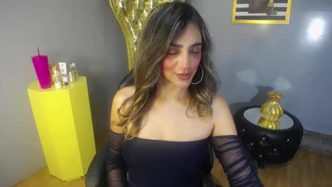 Snapshot of agatha_brooks_t chatting on December 3, 12:25 pm AGATHA online show from December 3, 12:25 pm