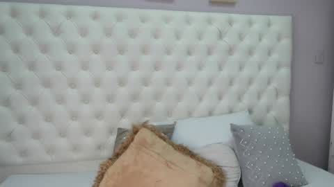 agatha_collinz online show from January 29, 6:18 pm