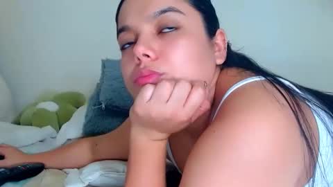 Snapshot of agatha_frank04 chatting on May 15, 11:34 pm Agatha online show from May 15, 11:34 pm