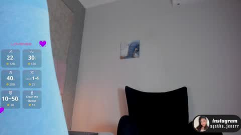 agatha_jener online show from May 2, 11:37 am
