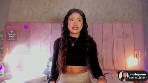 agatha_jener online show from June 4, 11:38 am