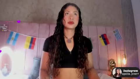 agatha_jener online show from June 22, 11:40 am