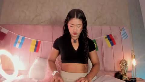 agatha_jener online show from July 4, 11:38 am
