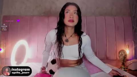 agatha_jener online show from July 17, 11:28 am