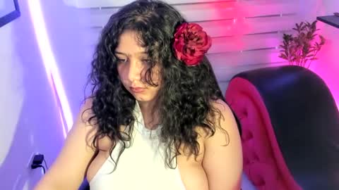 agatha_marin_ online show from July 21, 8:11 pm