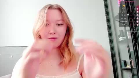 agatha_mayson online show from June 30, 7:31 am