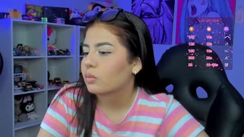 Cat online show from December 23, 7:17 am