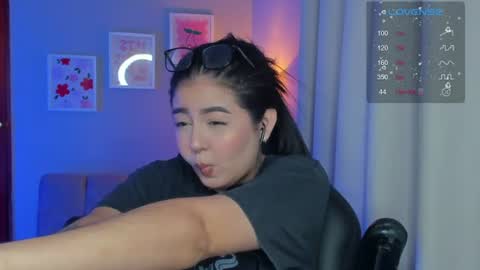 Snapshot of agatha_riccie chatting on July 29, 3:48 am Cat online show from July 29, 3:48 am