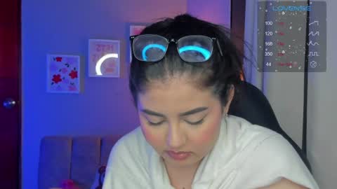 Snapshot of agatha_riccie chatting on August 4, 3:10 am Cat online show from August 4, 3:10 am