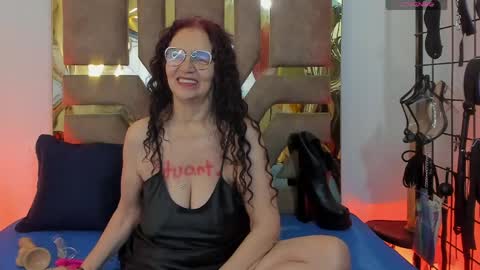 agatha ross online show from June 10, 11:42 am
