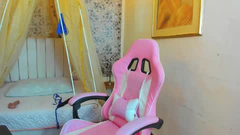 agatha online show from February 6, 3:59 am