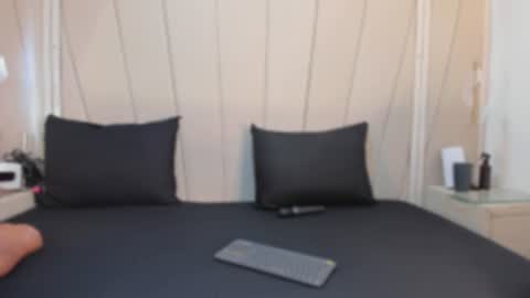 Snapshot of agatha_steel20 chatting on June 20, 7:38 pm Agatha Steel online show from June 20, 7:38 pm