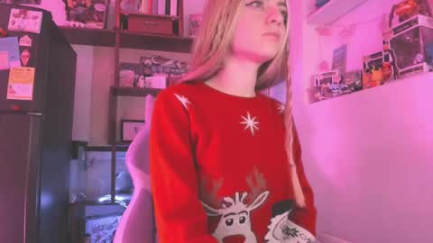 Camila     2 online show from December 13, 6:10 am