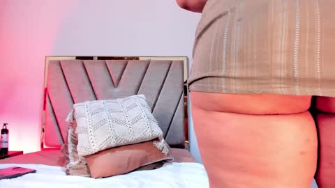 Agathaa white online show from February 10, 2:37 pm