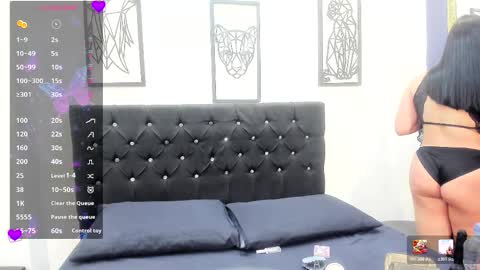         online show from March 3, 12:55 pm