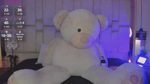 agathauwudoll online show from May 3, 12:27 am