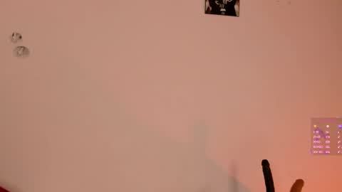 Maggie   online show from November 1, 10:34 pm