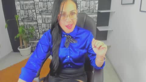 Aghata Moon online show from December 23, 6:27 pm