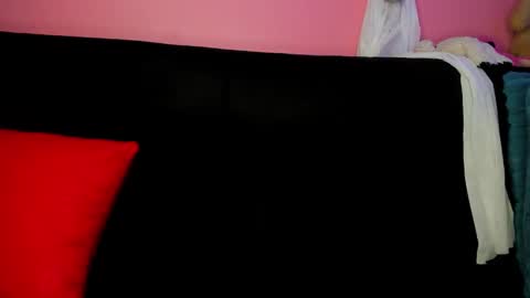  ines  online show from October 20, 2:06 pm