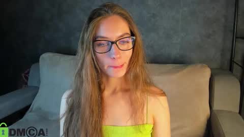 Snapshot of agnes_wells chatting on October 14, 9:21 am agnes wells online show from October 14, 9:21 am