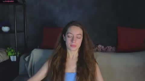 agnes wells online show from June 27, 1:10 am