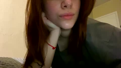 Snapshot of agnes_your chatting on April 4, 10:07 pm Agnes online show from April 4, 10:07 pm