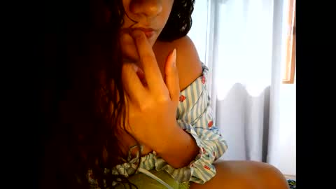 Snapshot of agnesethereal chatting on December 17, 6:14 pm agnesethereal online show from December 17, 6:14 pm