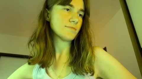 Snapshot of agniia257 chatting on June 7, 8:56 pm Kleya online show from June 7, 8:56 pm