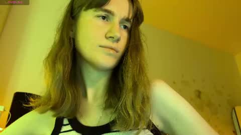 Snapshot of agniia257 chatting on June 21, 8:55 pm Kleya online show from June 21, 8:55 pm