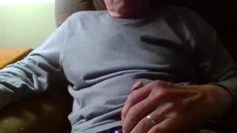 Snapshot of aguynrkfrd chatting on May 6, 10:09 am aguynrkfrd online show from May 6, 10:09 am
